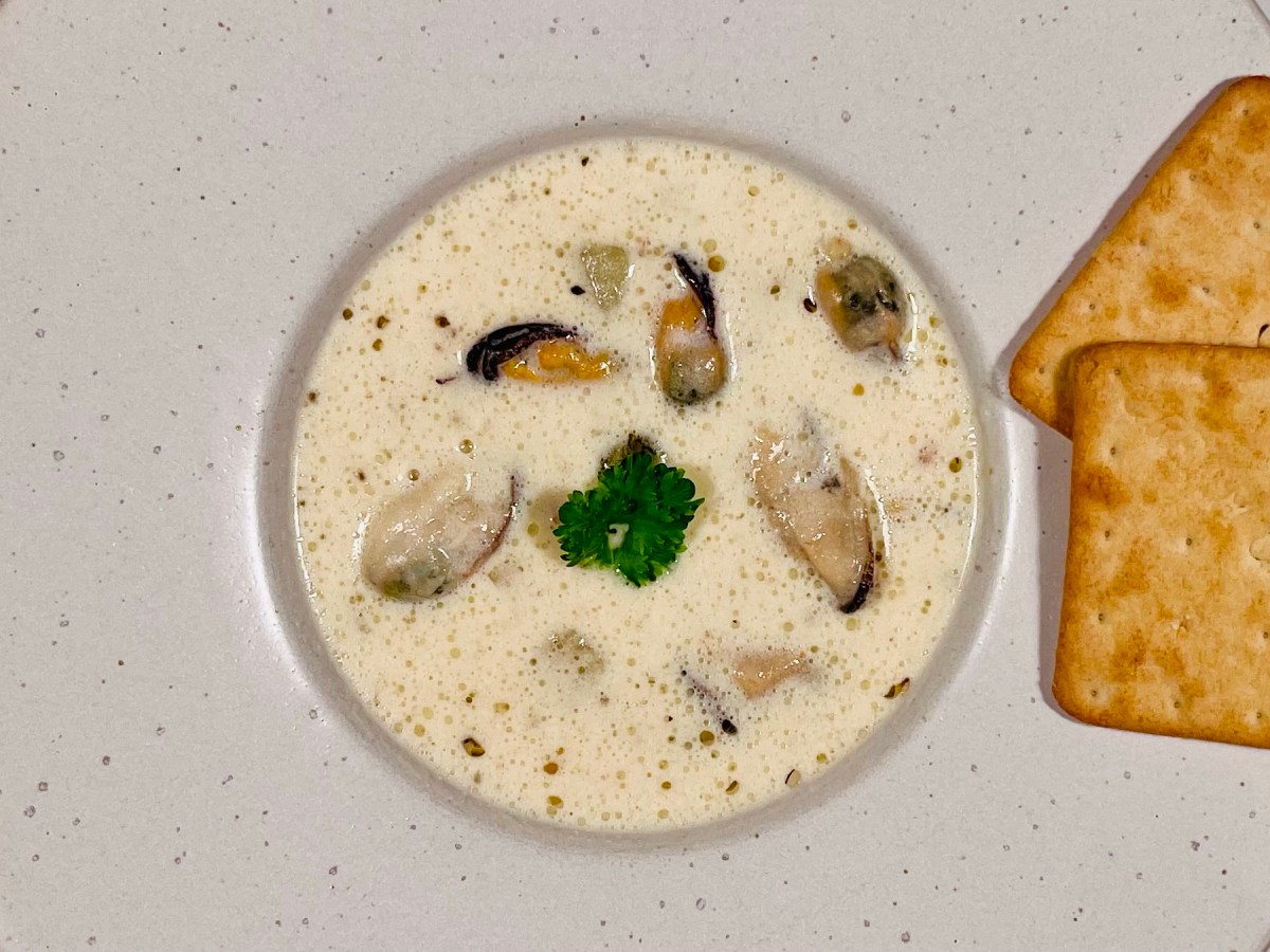 Clam chowder eli Uuden-Englannin&nbsp;simpukkakeitto